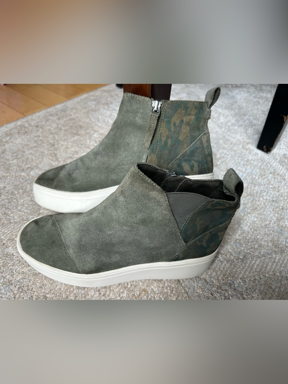 Toms Suede Zip up wedge sneakers